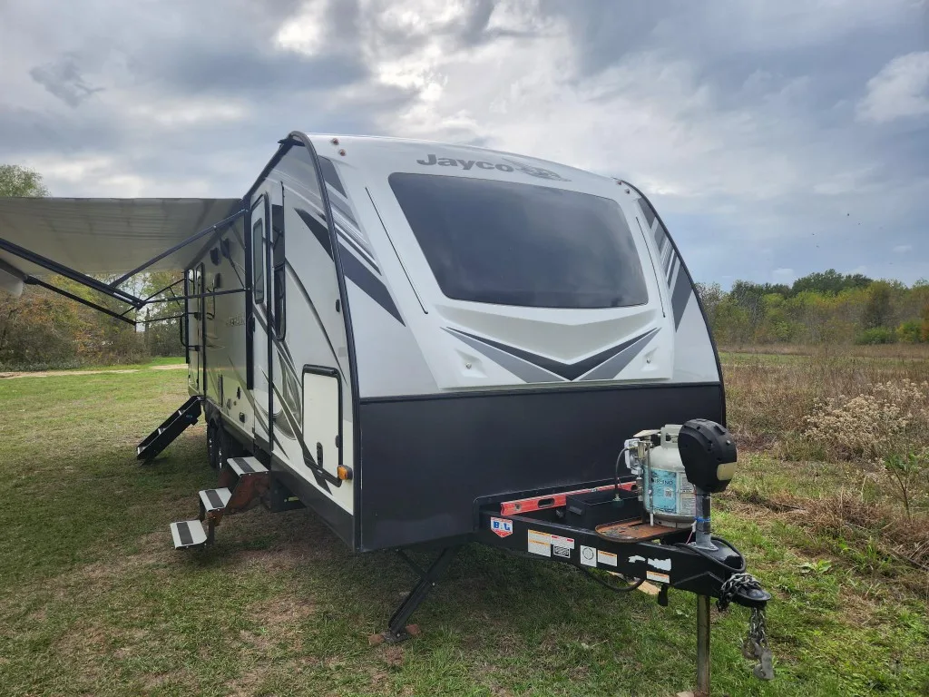 White Hawk RV front exterior view